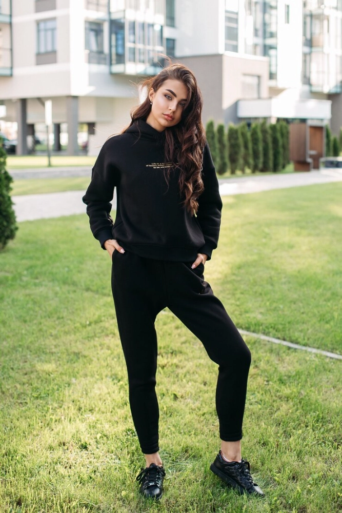 black sprot women tracksuit