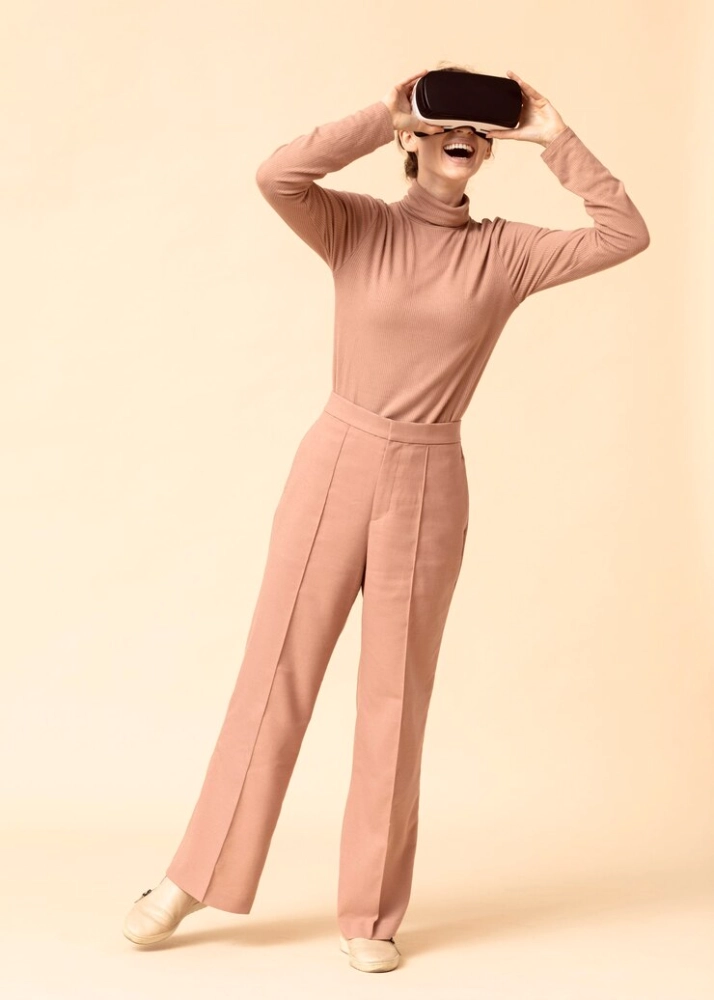Slim fit women tracksuit