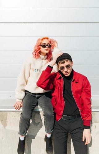 6_WH_320x500px
