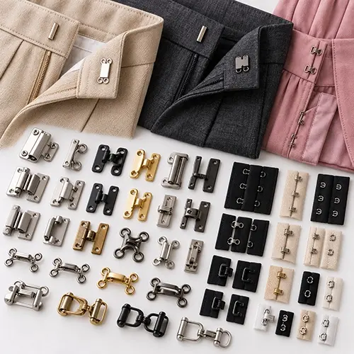 Hooks & Clasps